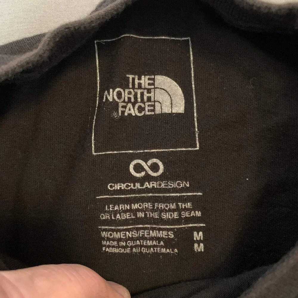 The North Face Shirt‎ Womens Medium Black Circular Design Never Stop Exploring - Picture 2 of 6